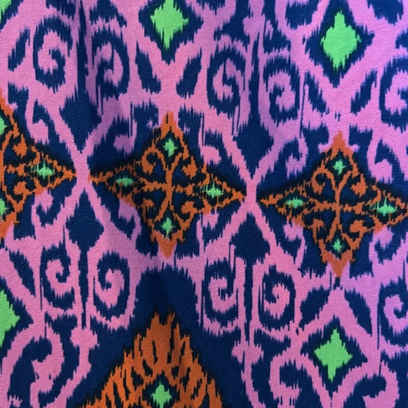 Buckhead Bettie’s three-quarter sleeve, collared women’s shirt size small - Picture 2 of 3